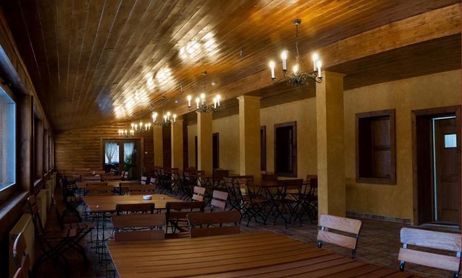 Hotel Ozon Harghita-Bai Exterior photo